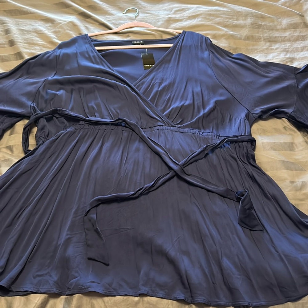 Torrid Navy Top 4x